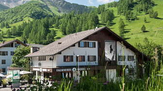 Hotel Falknerei Galina, Malbun